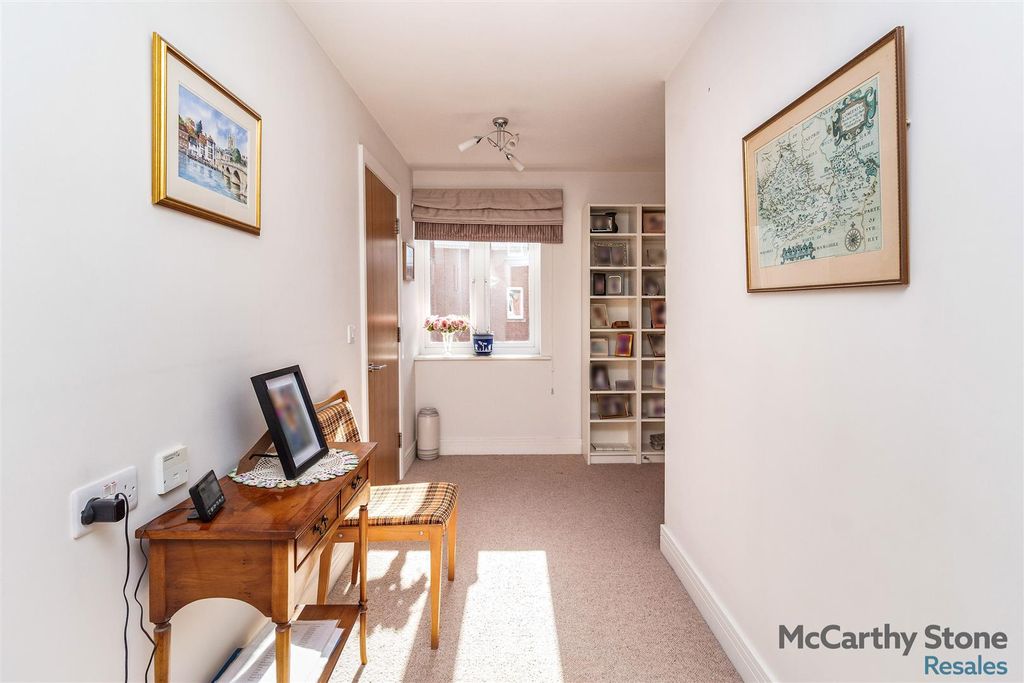 Property photo 1 of 18 42Buttercross1.Jpg