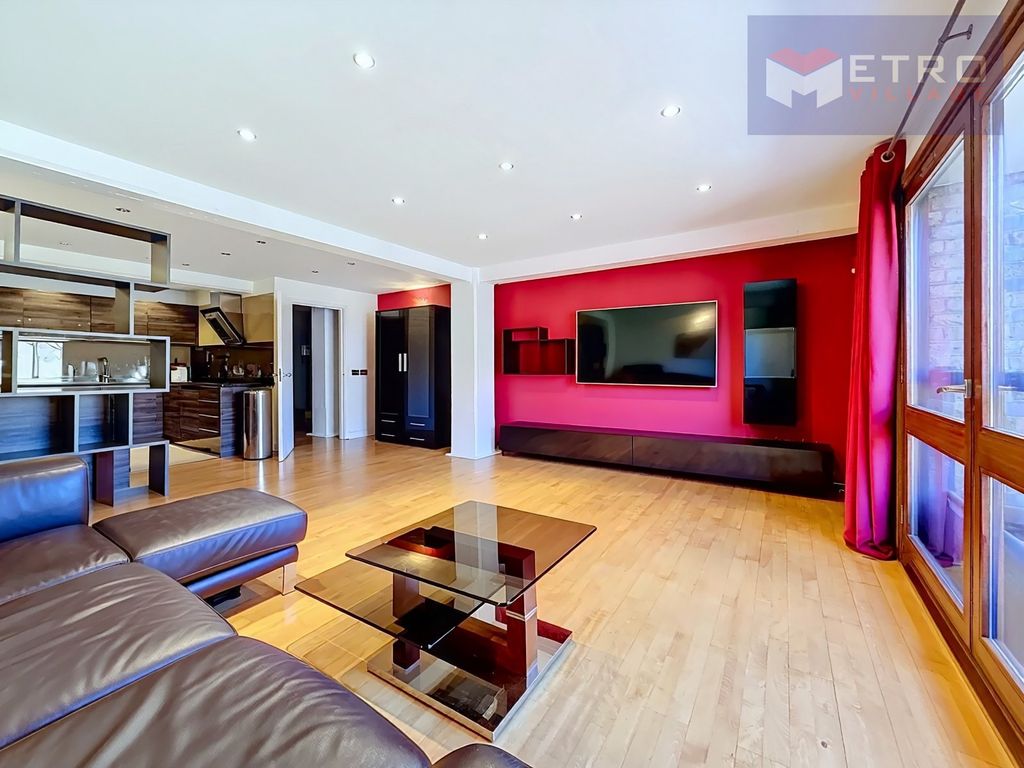Property photo 2 of 16 Picture No. 01