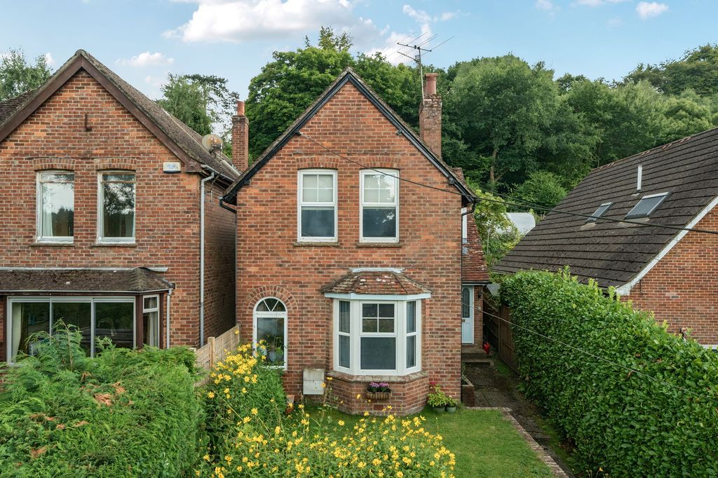 Property photo 1 of 20