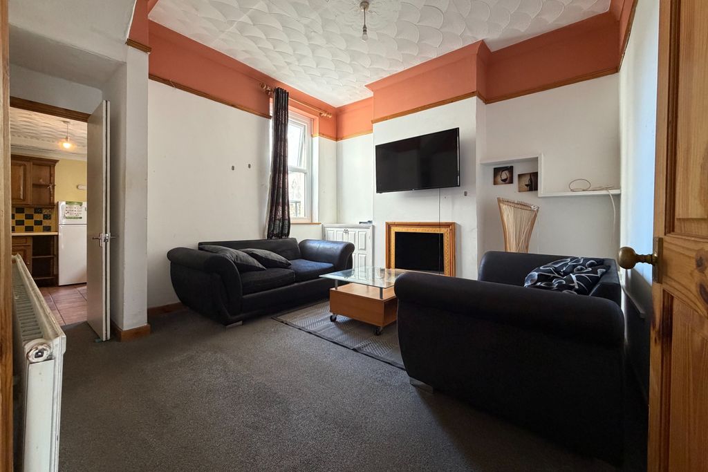 Property photo 2 of 9 Call 02920 668585 To Secure Your Viewing _1