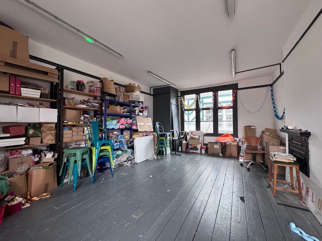 Property photo 2 of 3 Photo 6