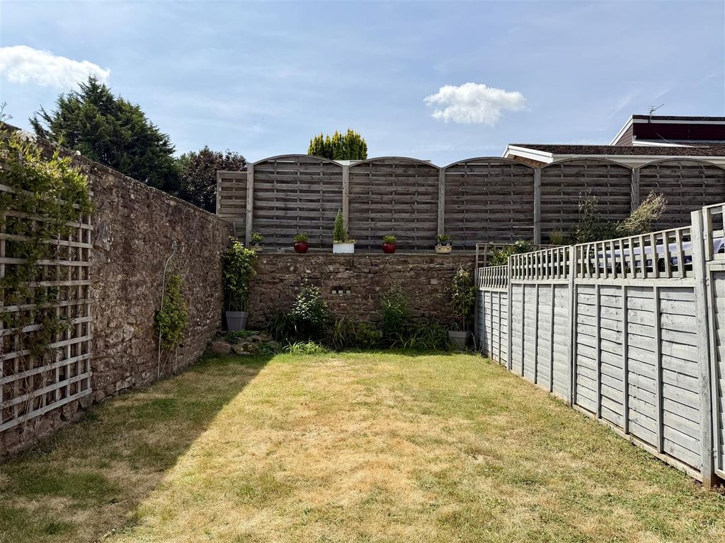Property photo 3 of 14