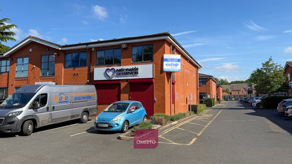 Property photo 1 of 7 Office