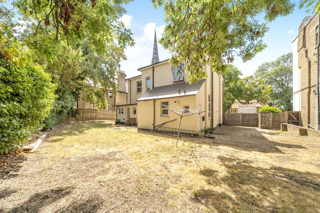 Property photo 2 of 25 Picture No. 26