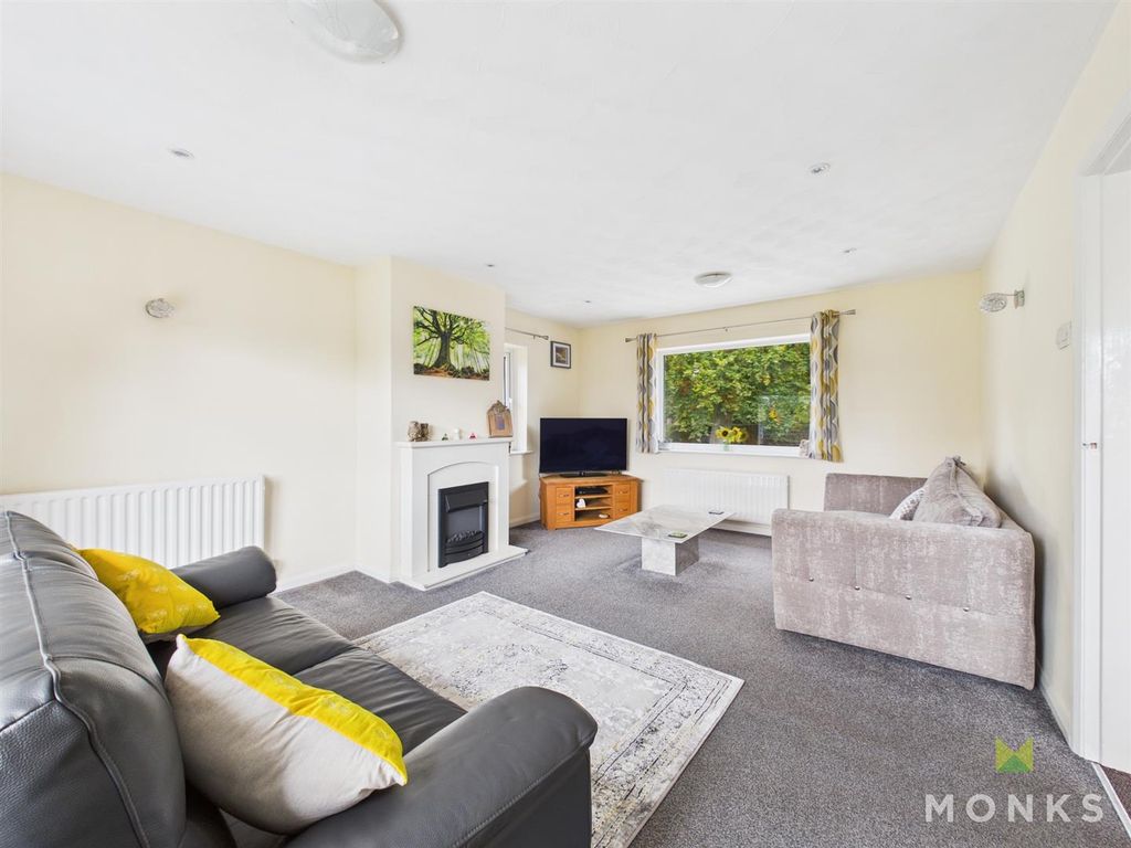 Property photo 3 of 29 Cam01420G0-Pr0783-Still018.Jpg