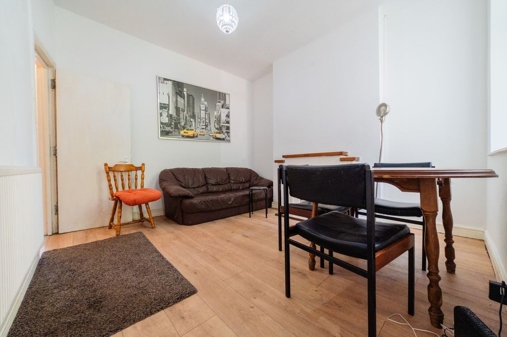 Property photo 3 of 13 Call 02920 454555 To Secure Your Viewing_2