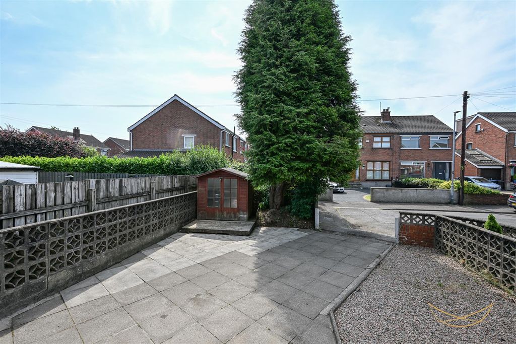 Property photo 3 of 27 Dhp-20.Jpg