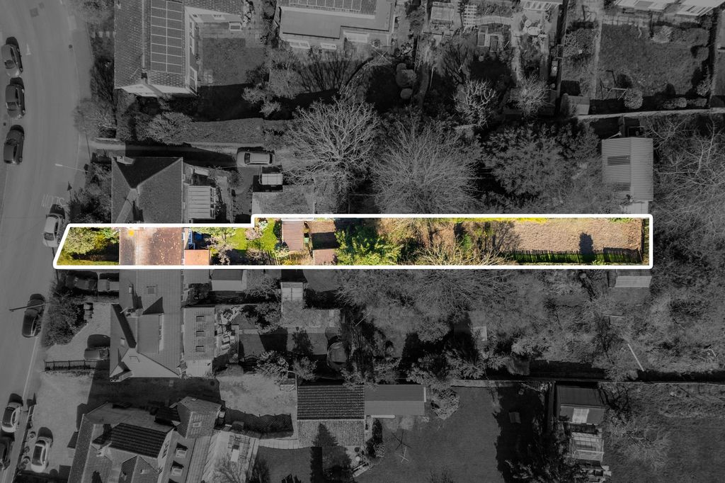 Property photo 2 of 14