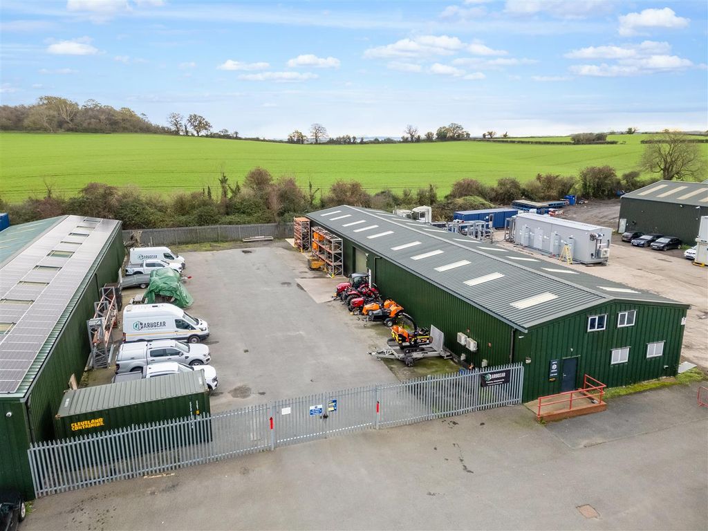 Property photo 2 of 39 Unit 5 Priory Peace 1985-2.Jpg