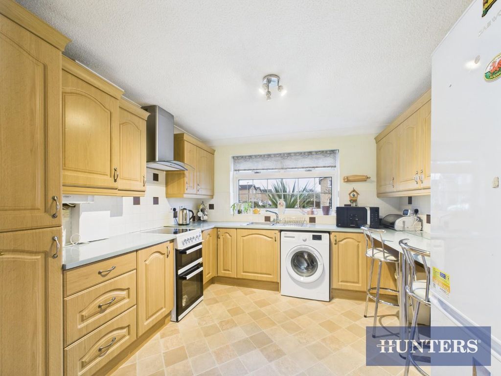 Property photo 2 of 16 Cam01494G0-Pr0500-Still011.Jpg