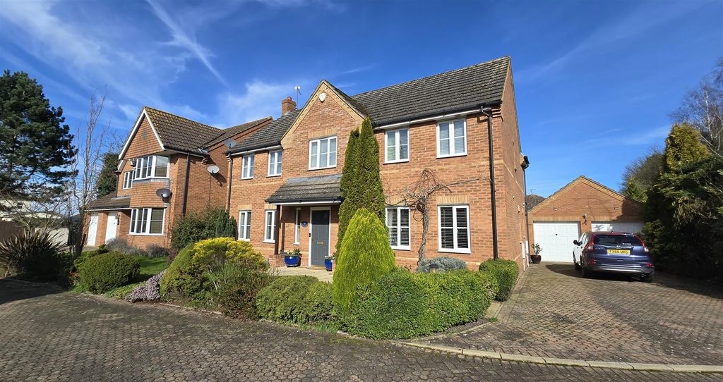 Property photo 1 of 23 Front