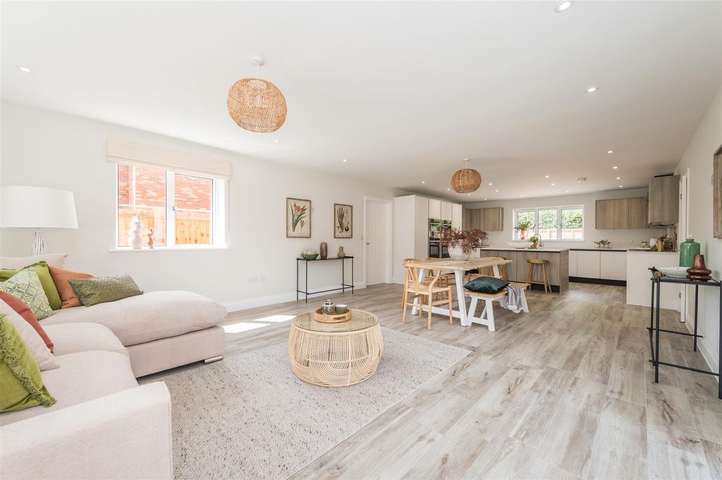 Property photo 3 of 29 Plot 4_31.Jpg