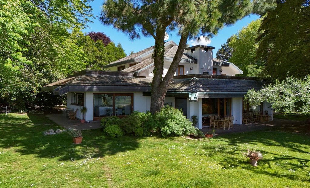Property photo 1 of 24 Image