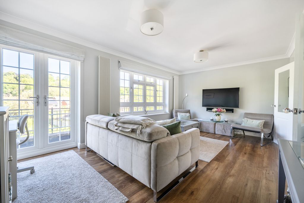 Property photo 2 of 26 1451580-13-69F1d2...