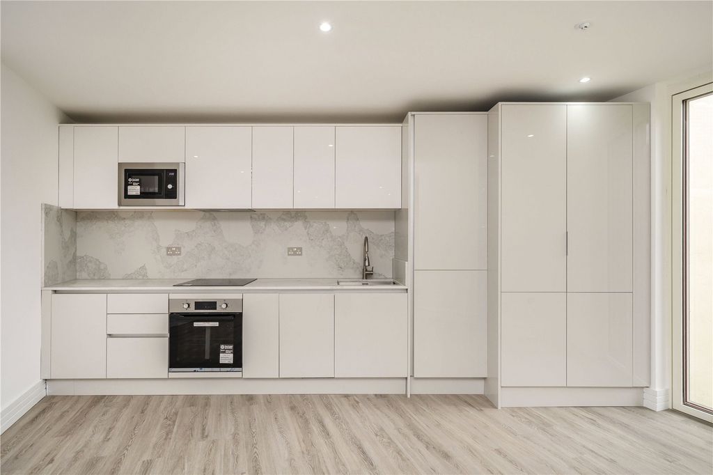 Property photo 3 of 7 Picture No. 07