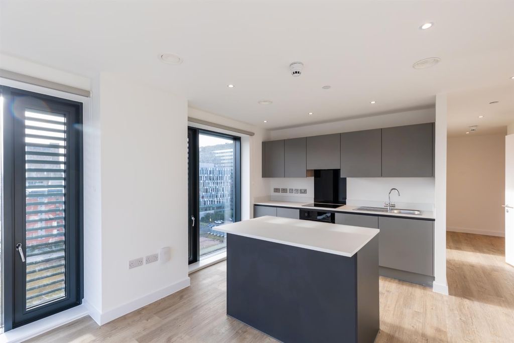 Property photo 3 of 22 Pall-Mall-Apartments-4.Jpg