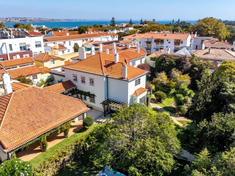 Property photo 3 of 69