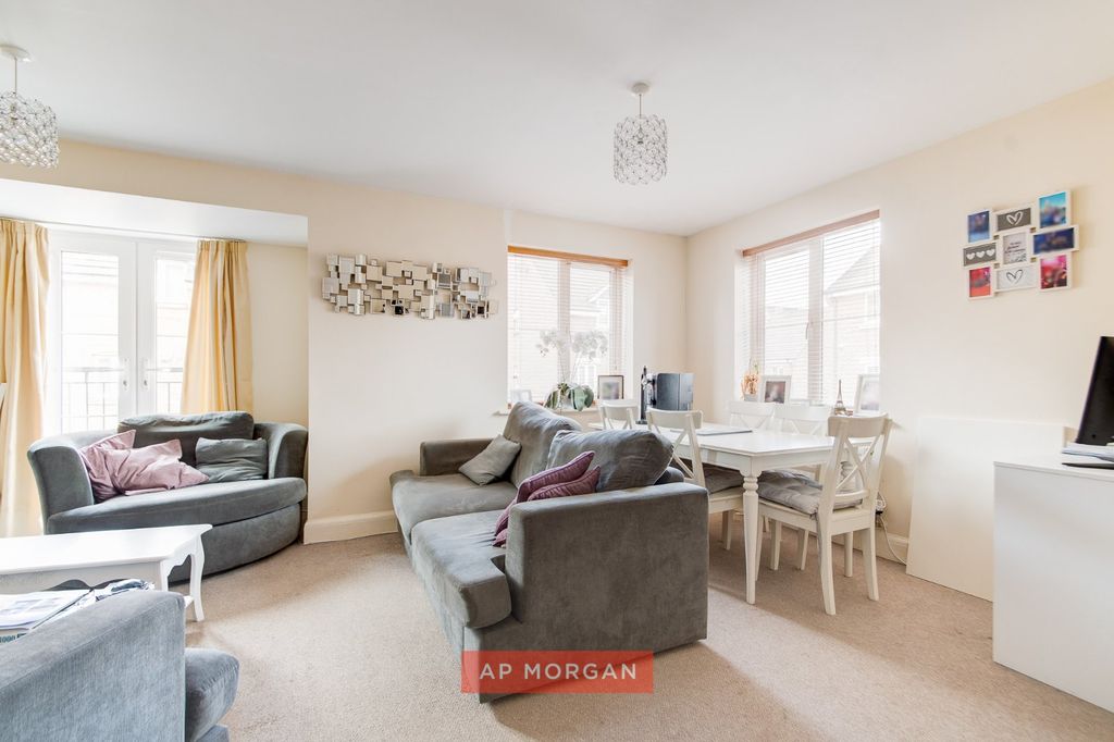 Property photo 2 of 10 Picture No. 07