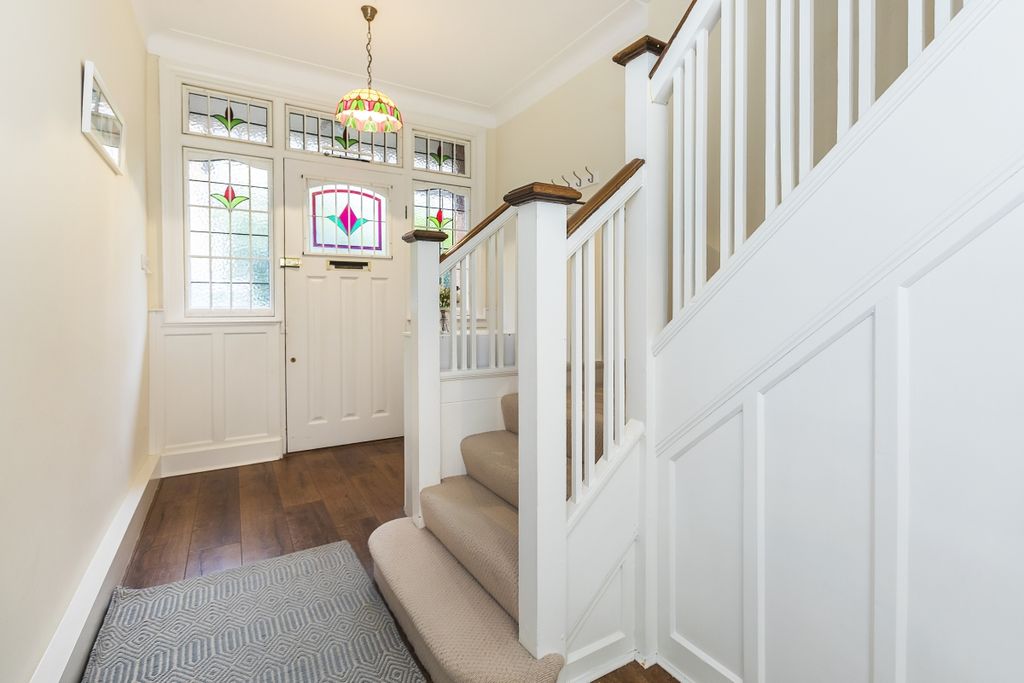 Property photo 3 of 21 43 Mycenae Road-022