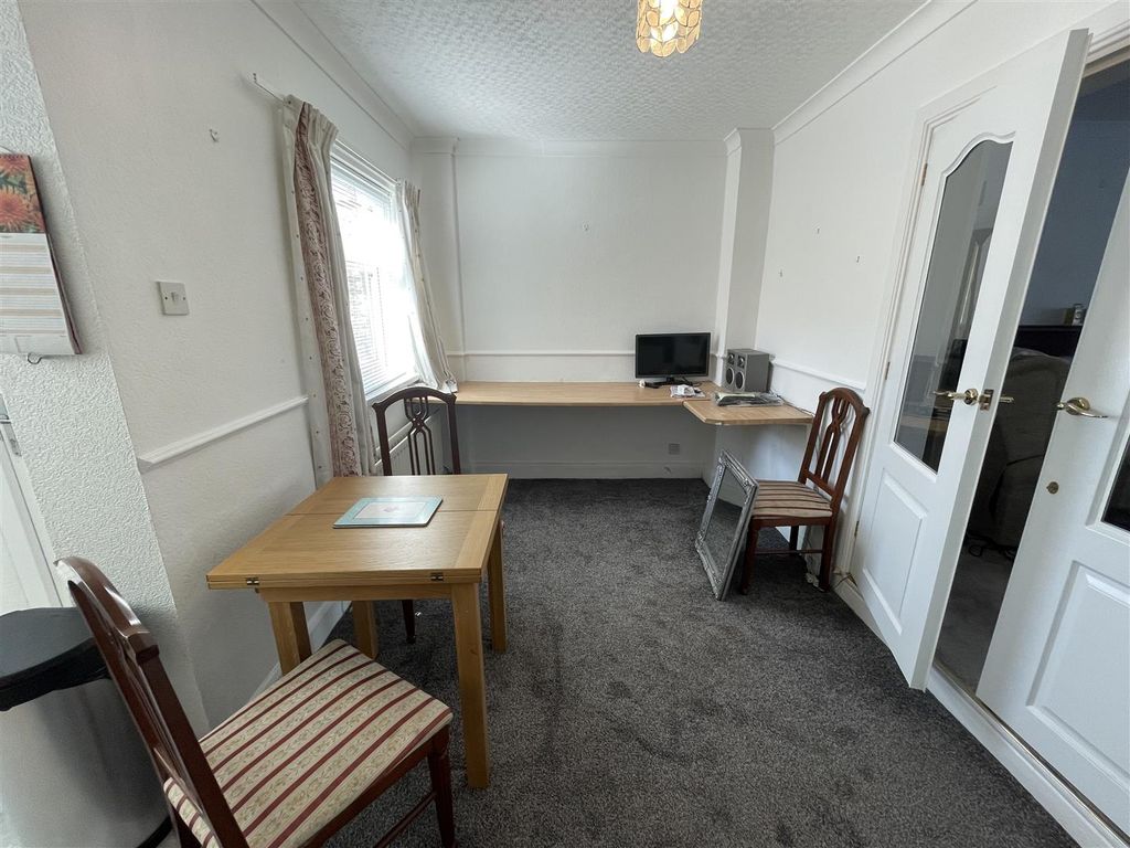 Property photo 3 of 8 26 Hilda 5.Jpg