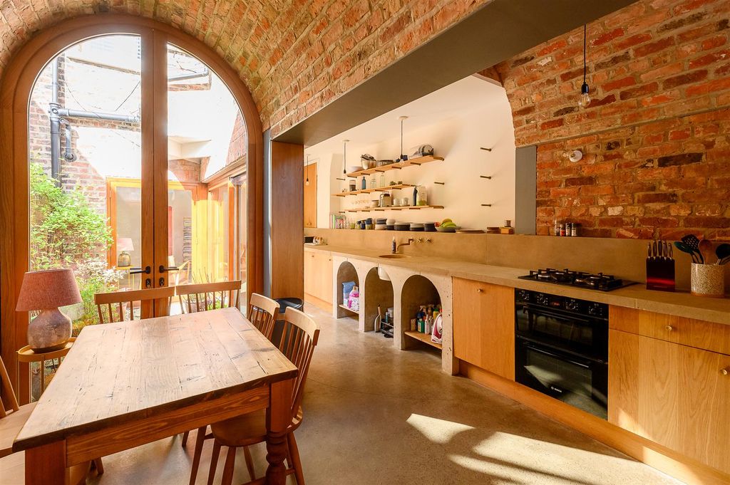 Property photo 3 of 28 Kitchen Dining