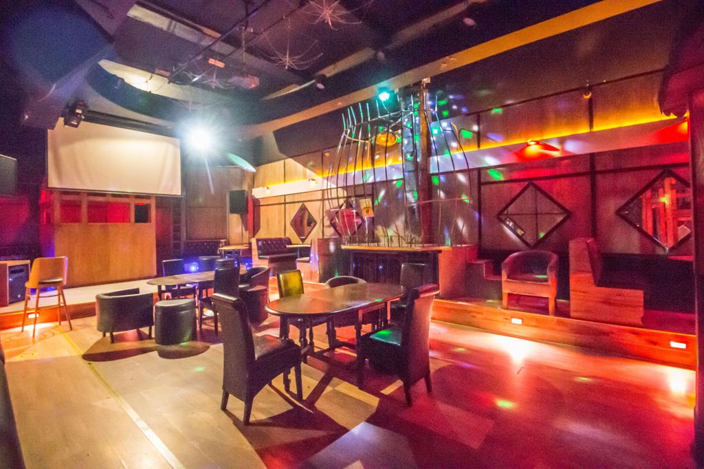 Property photo 3 of 11