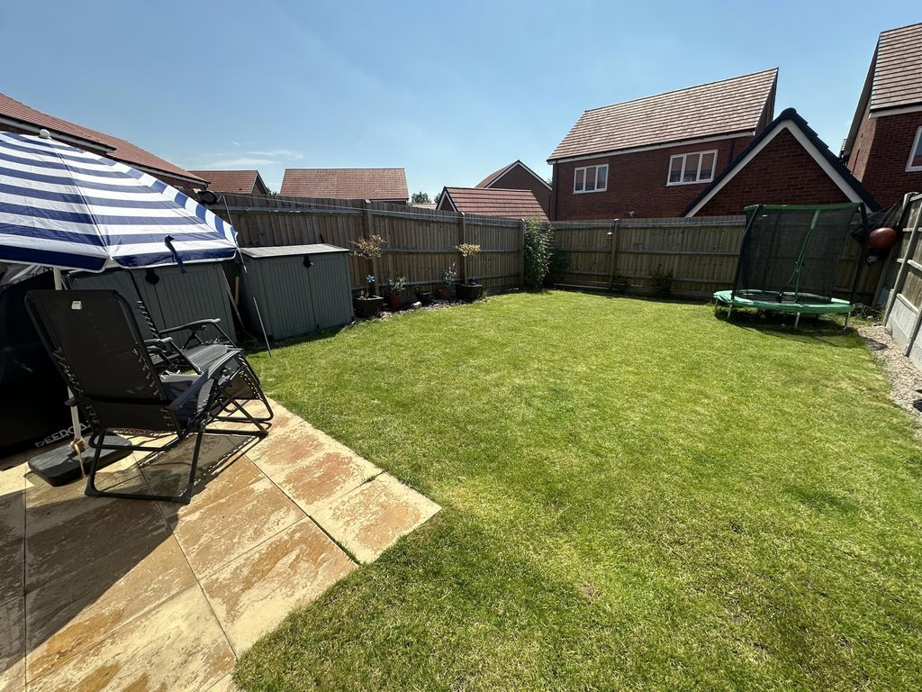 Property photo 3 of 14 Garden