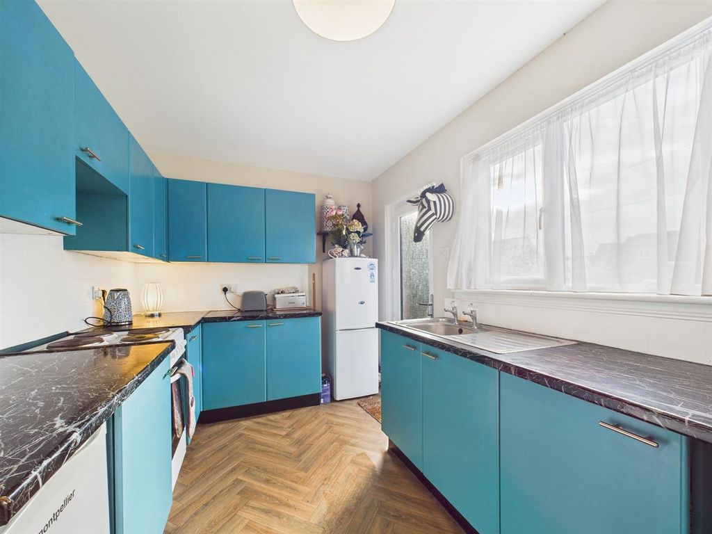 Property photo 2 of 14 Cam01486G0-Pr0912-Still003.Jpg