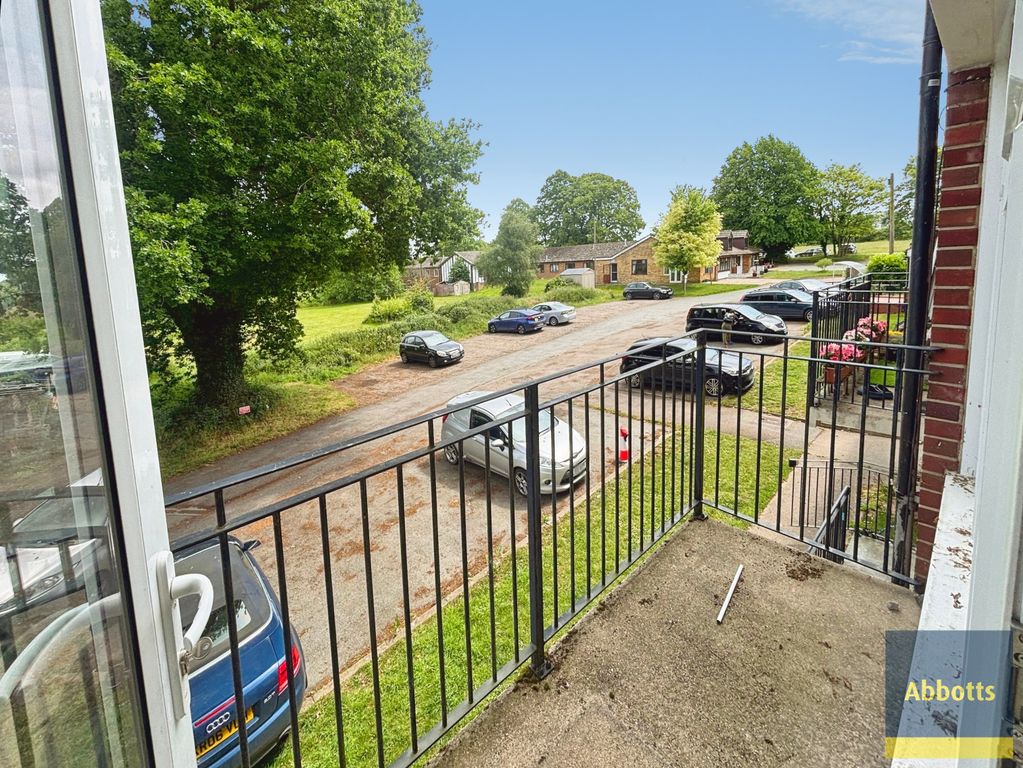 Property photo 1 of 4