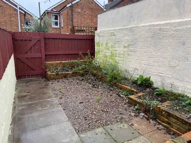 Property photo 3 of 12 Garden