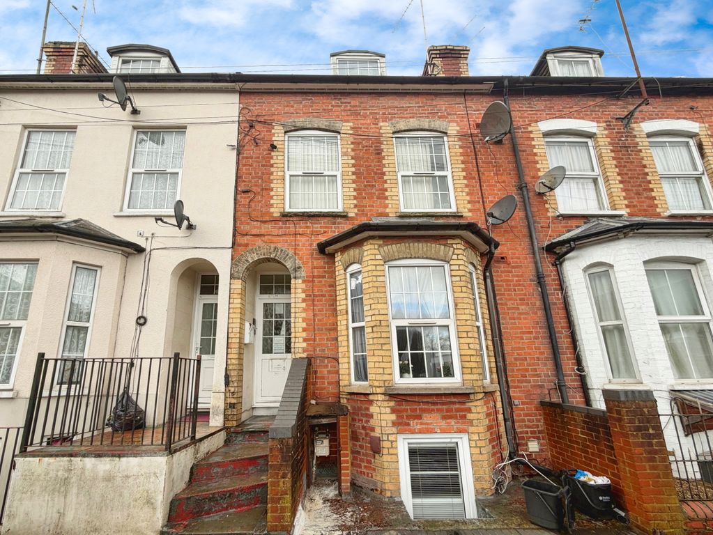 Property photo 1 of 5