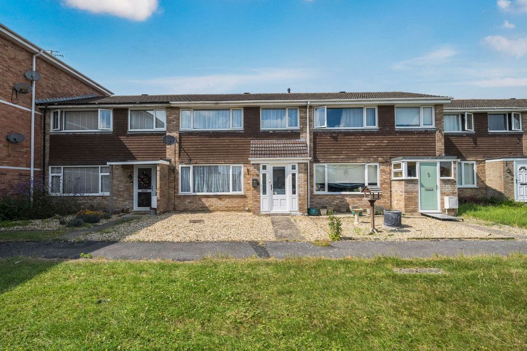 Property photo 1 of 21