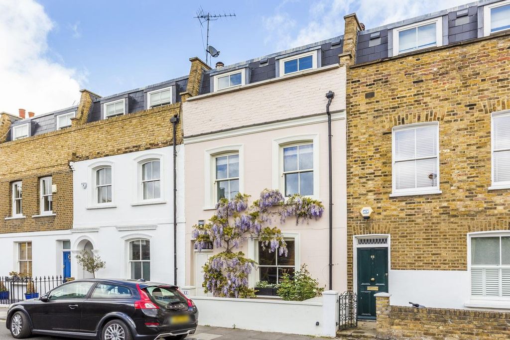 Property photo 1 of 15 Lettings Hammersmith Milson Road 63 - Exterior.Jpg