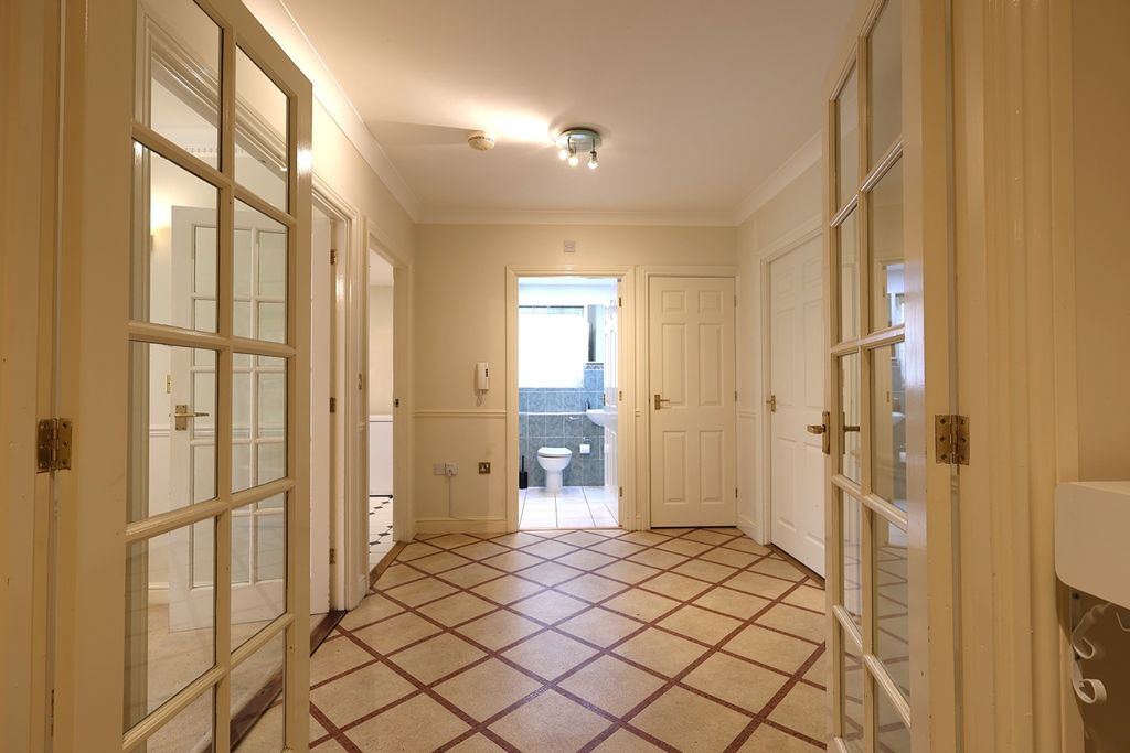 Property photo 2 of 7 Entrance Hallway