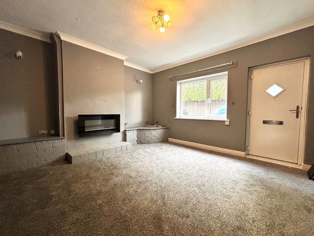 Property photo 2 of 7 Sitting Room