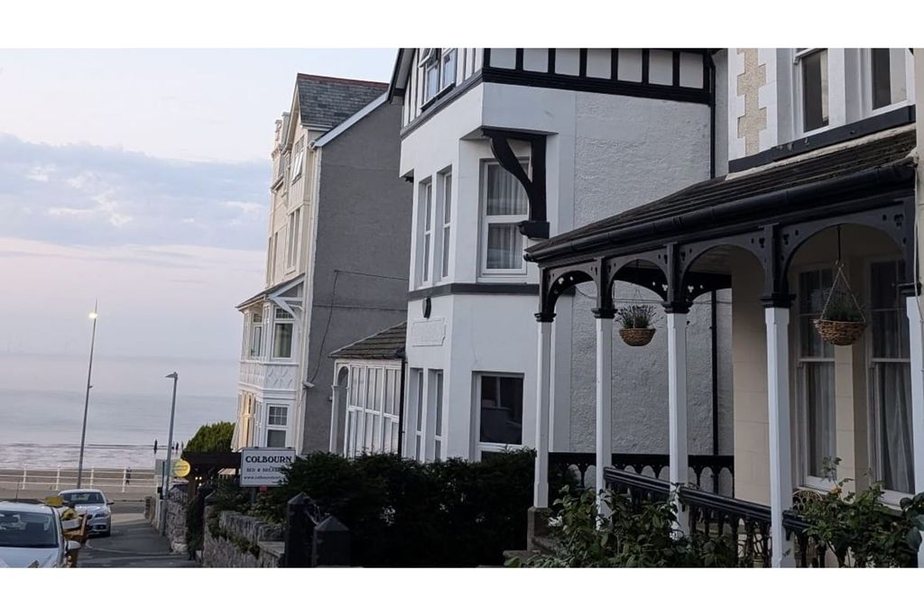 Property photo 1 of 26