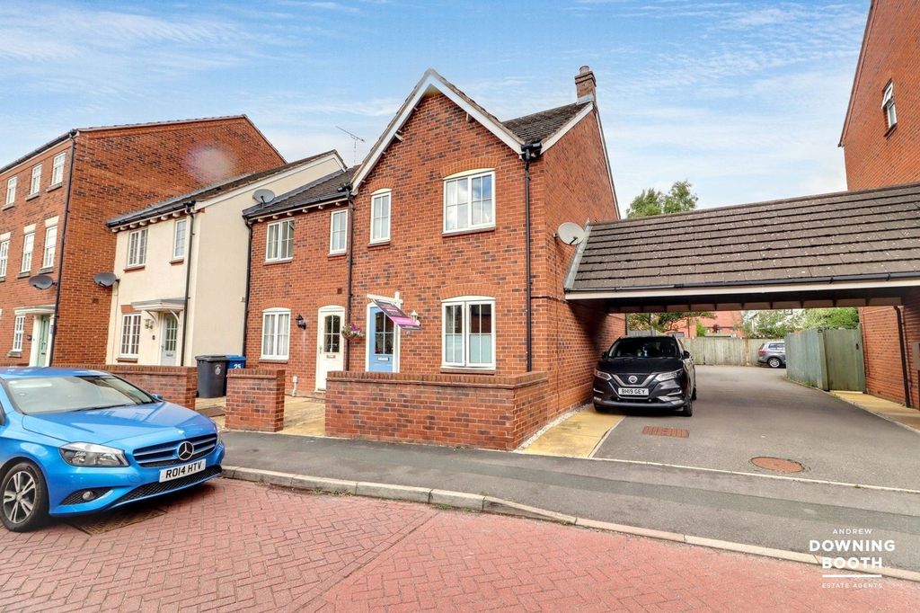 Property photo 1 of 24