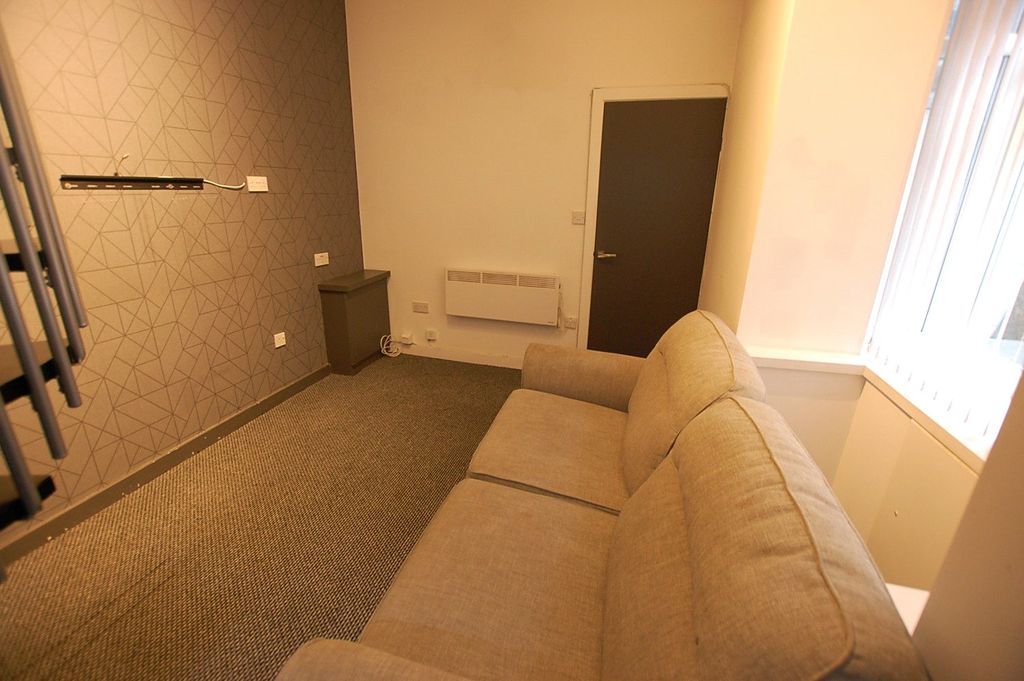 Property photo 3 of 13 Picture No. 09