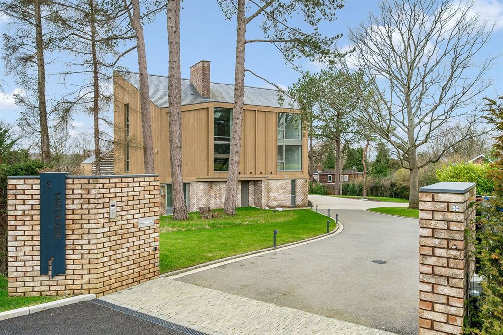 Property photo 1 of 24 (Main)