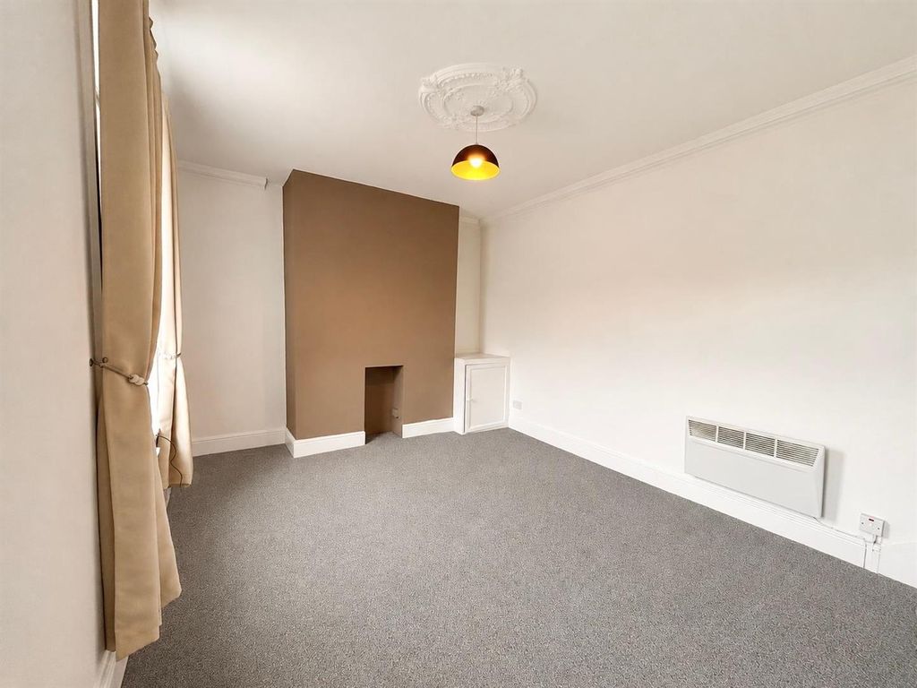 Property photo 3 of 15 Whatsapp Image 2026-05-11 At 8.52.52 Pm.Jpeg