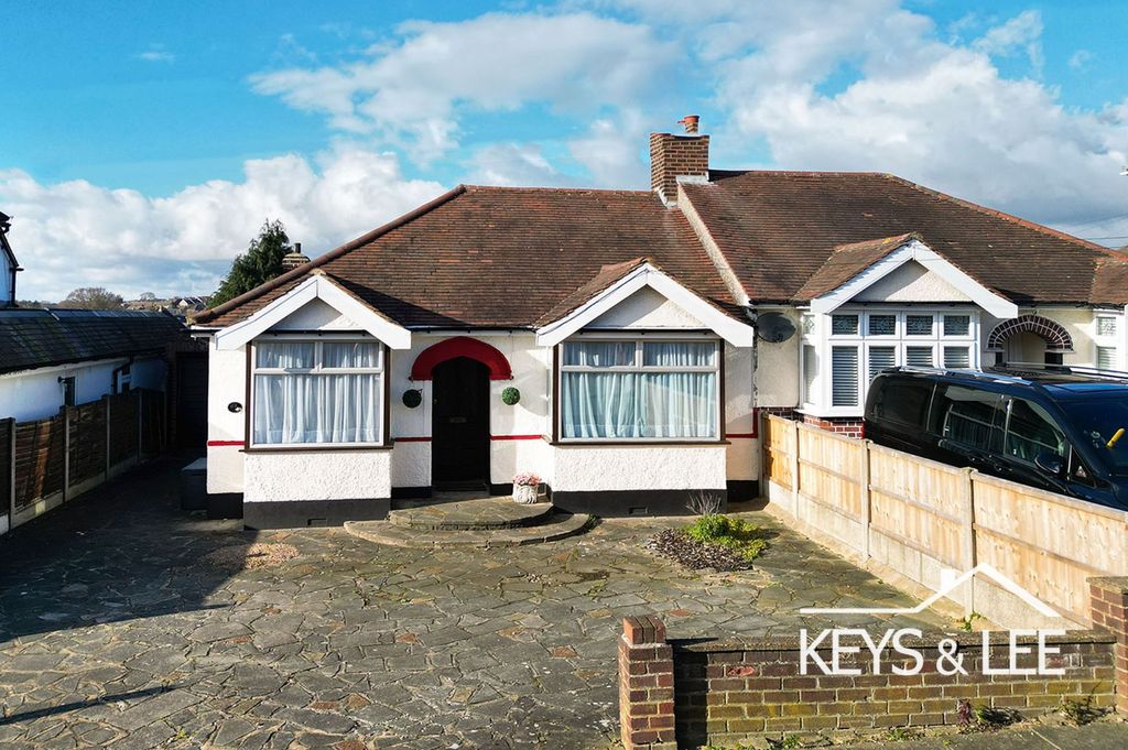 Property photo 1 of 17 3851502