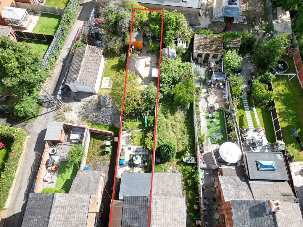 Property photo 1 of 38