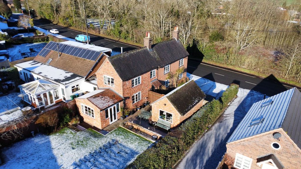 Property photo 2 of 51