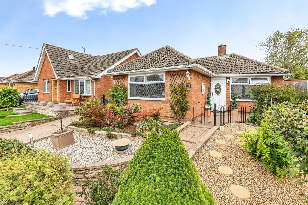 Property photo 1 of 18