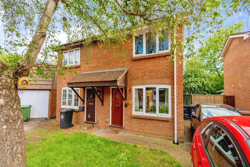 Property photo 1 of 11