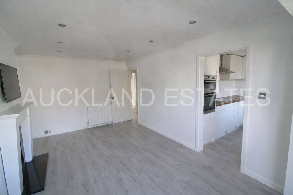 Property photo 3 of 8 Chatgpt Image Dec 18, 2025, 10_17_04 Am (1)