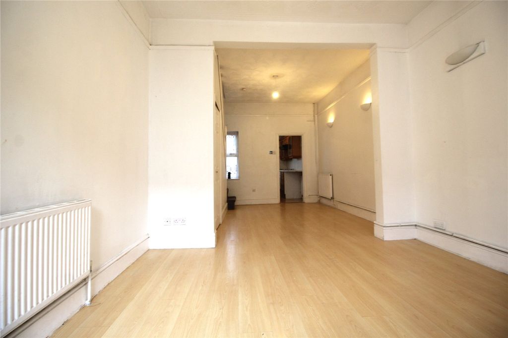 Property photo 2 of 7 Picture No. 07