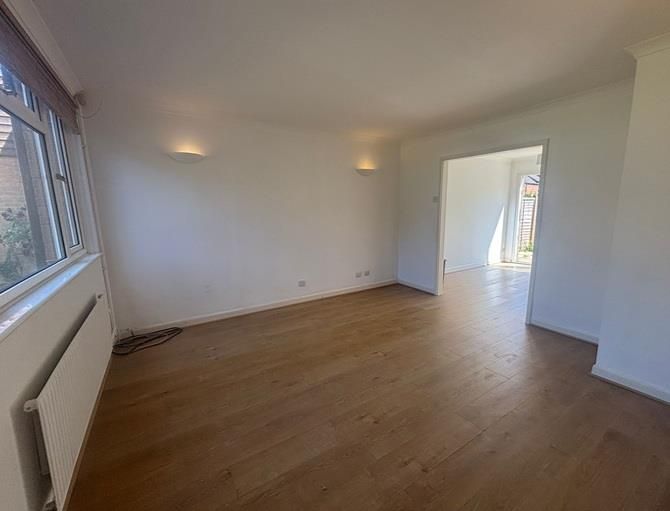 Property photo 3 of 6 3