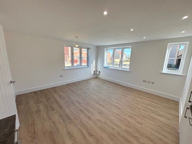 Property photo 3 of 5 Living Room