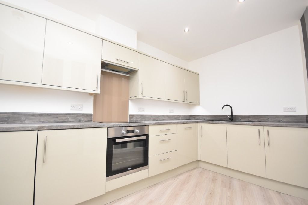 Property photo 3 of 6 3